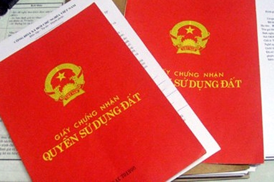 Thay đổi chủ hộ có ảnh hưởng đến quyền sử dụng đất không?